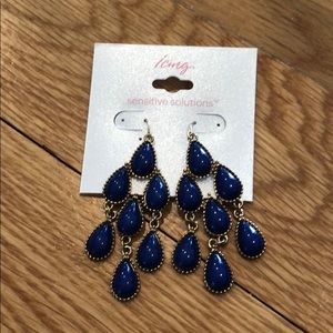 NWT Icing Gold and Royal Blue pendant earrings
